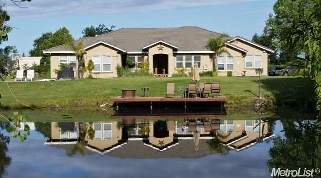 Beautiful country living