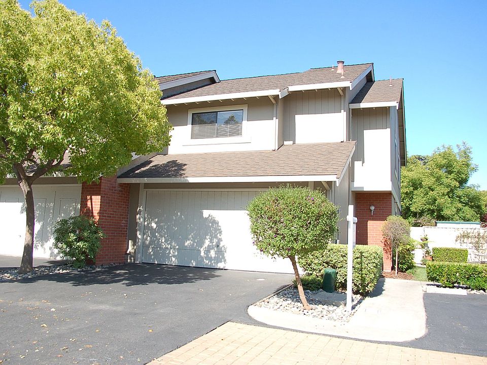 Show like a single family home!