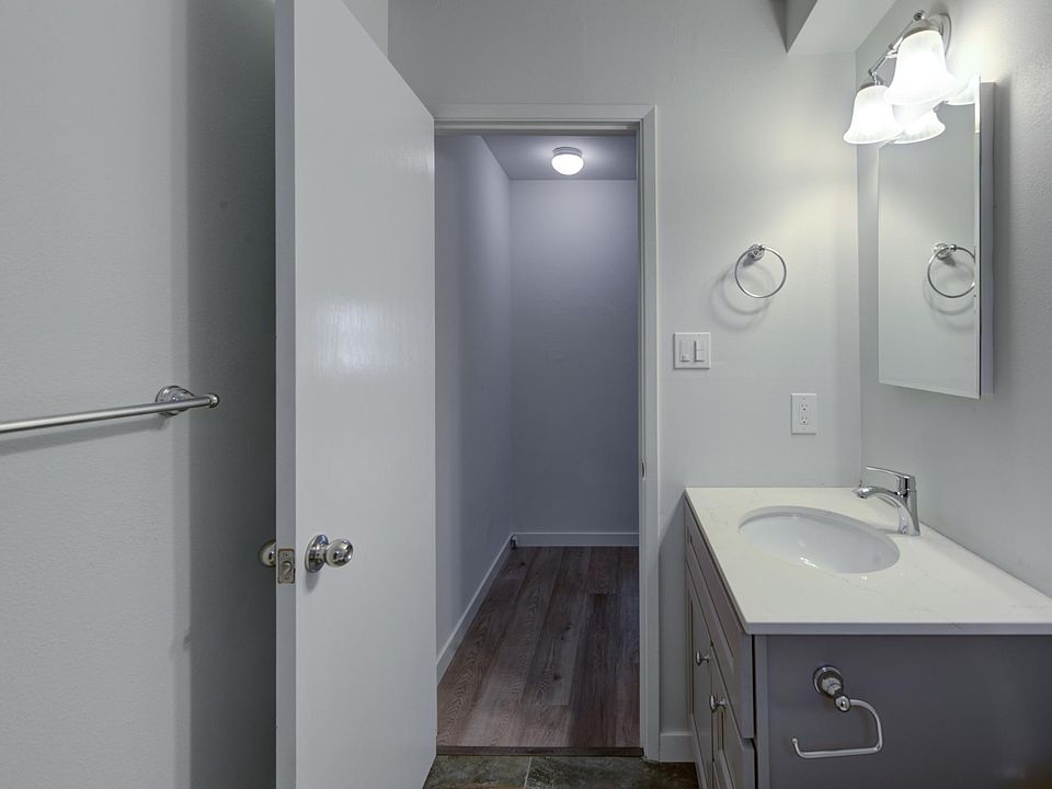 1st image of 3676 Laurel Ave APT 2