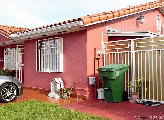 5th image of 9064 NW 113th St