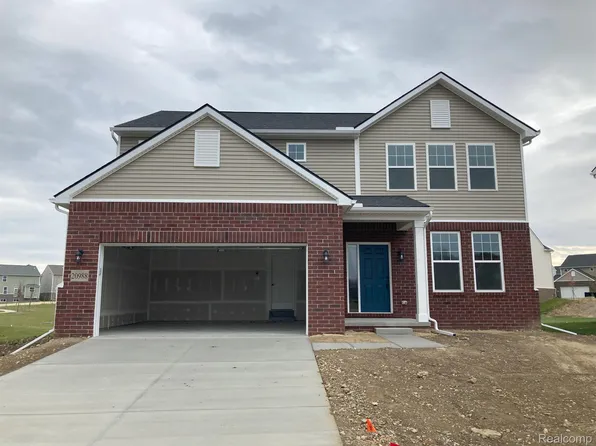 20988 Campolina Dr, South Lyon, MI 48178