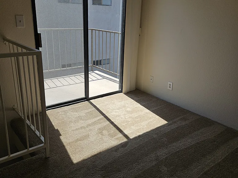 1140 Belmont Ave #8 — Photo 14