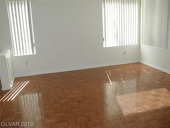 4th image of 1609 Golden Glen Ct #0