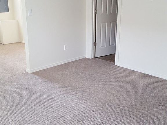 4th image of 708 Yakima Ave APT 3