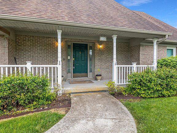 2nd image of 1104 Valley Run Dr