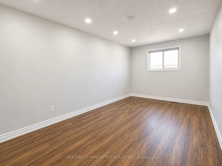25 B Griffiths Dr #B — Photo 7