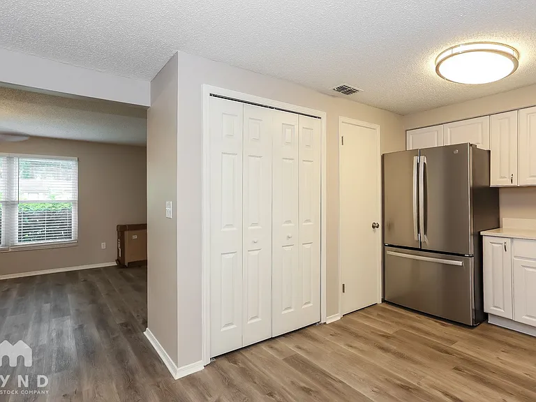 1669 Mary Beth Dr — Photo 4