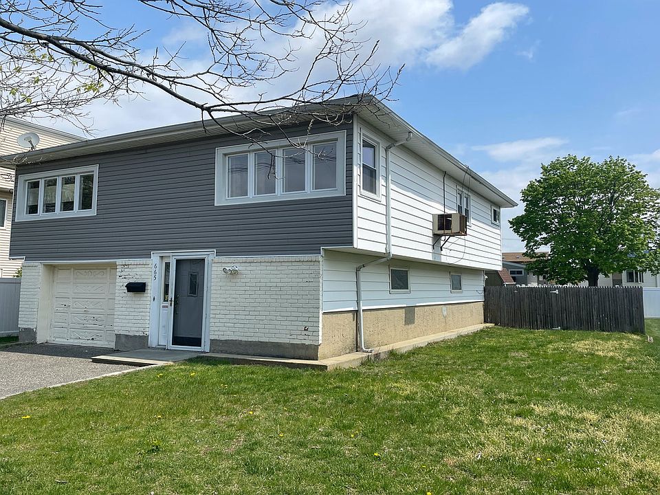 665 Miller Ave, Freeport, NY 11520 Zillow