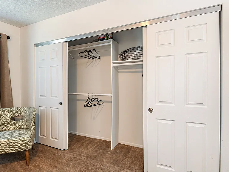 Woodlake Villas — Photo 20