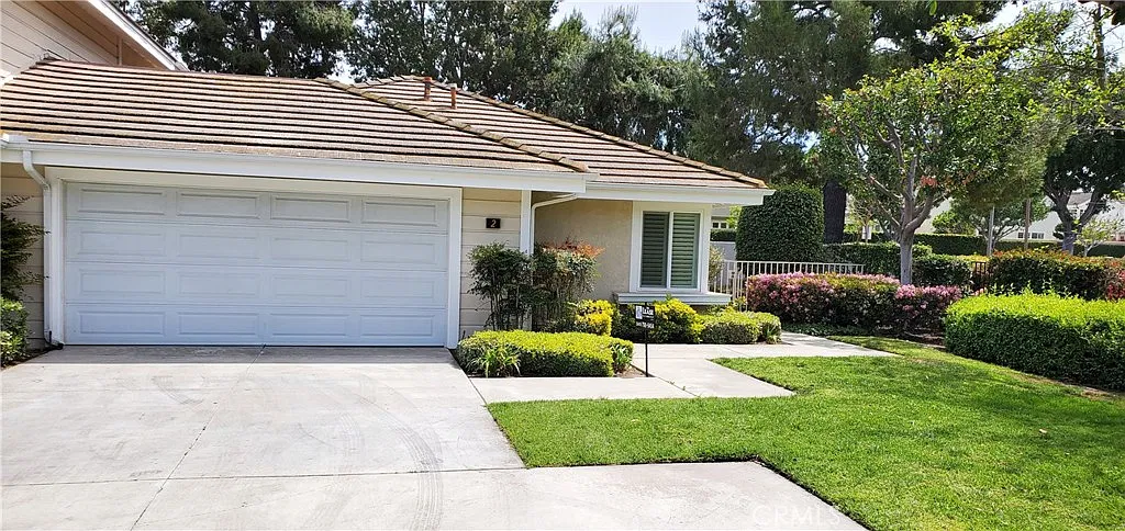 2 bed, 1568 sqft, $4,200 — Photo 1