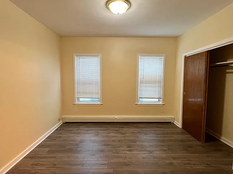 225 Holland St #3 — Photo 13