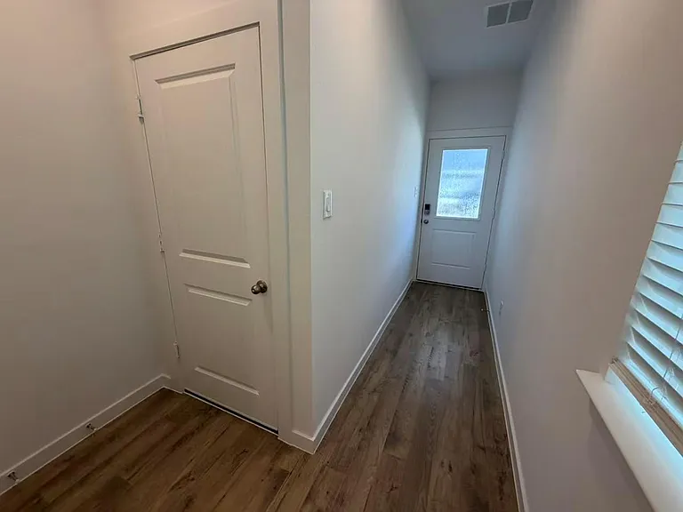 3539 Adelie Ln — Photo 3