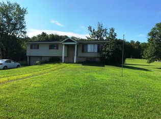 196 Lobach Ln, Kunkletown, PA 18058