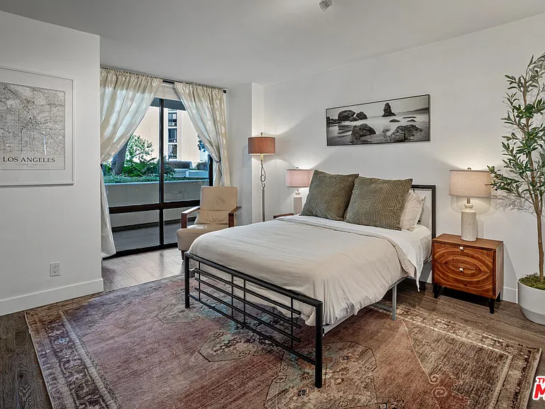 4267 Marina City Dr #106 — Photo 19