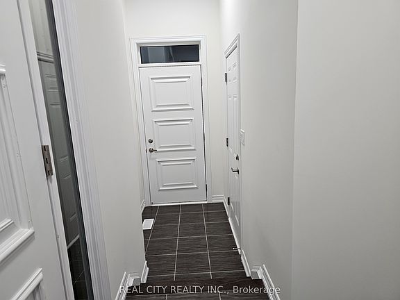 5th image of 2873 Whites Rd