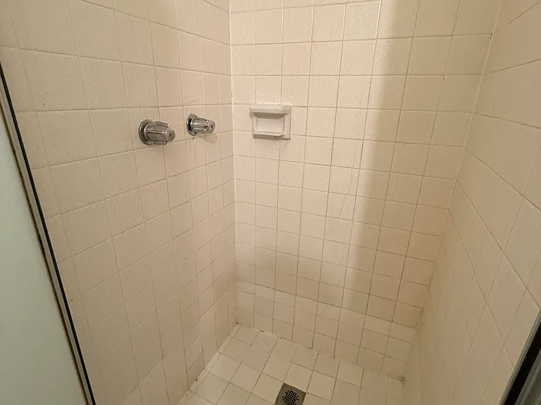 15163 Sherman Way #7A — Photo 8