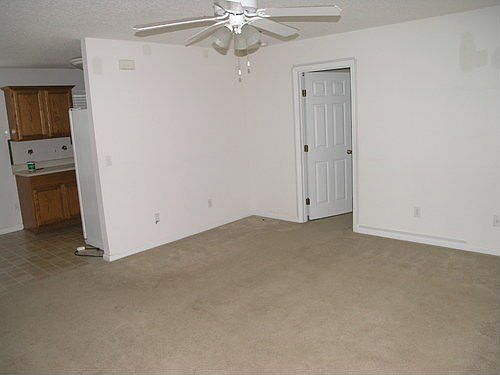 4th image of 14867 NE 147th Ave