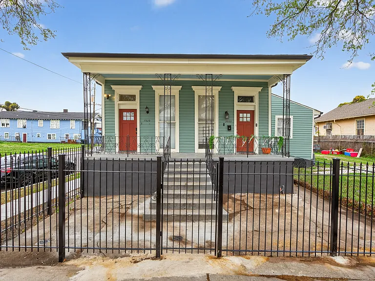 3200 Washington Ave — Photo 12