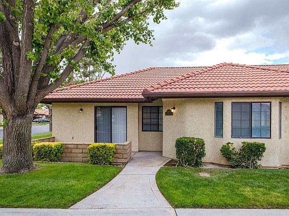 2nd image of 19172 Palo Verde Dr