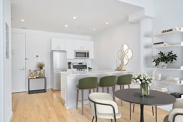 Rented by Living New York | media 1