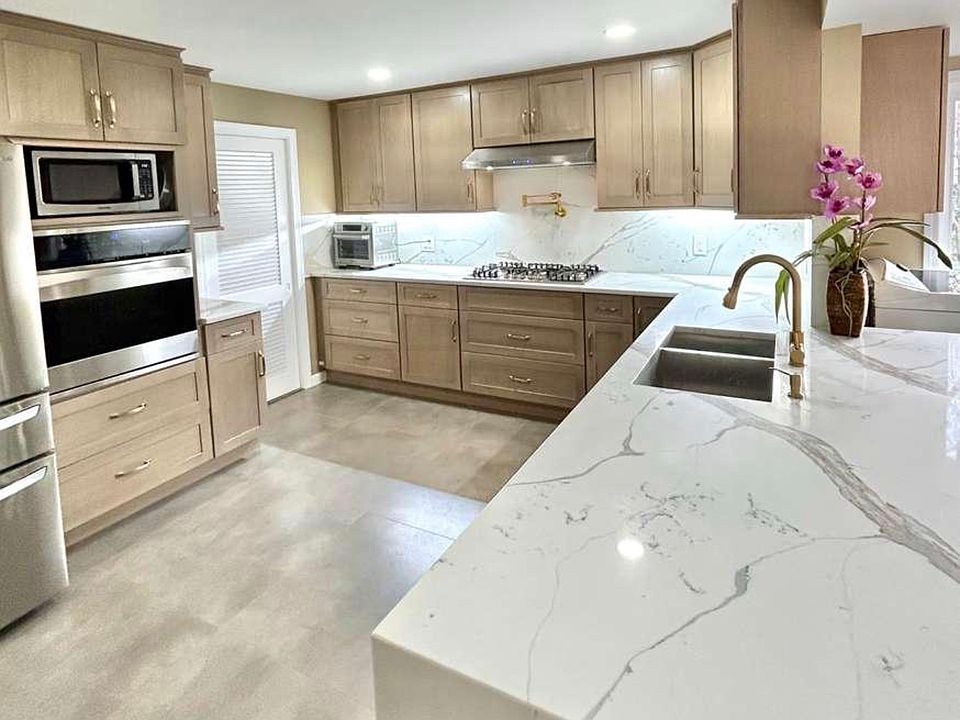 1st image of 477 Booth Hill Rd