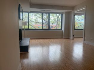 1077 30th St NW #704, Washington, DC 20007