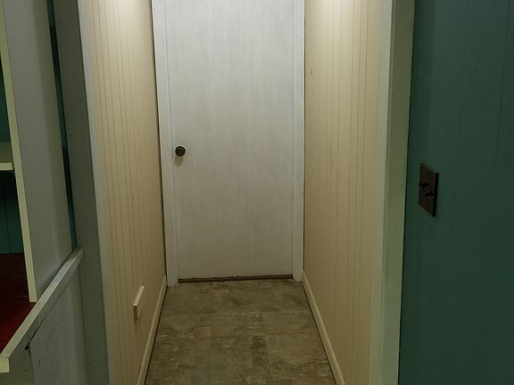 5th image of 415 Dauphine Ave