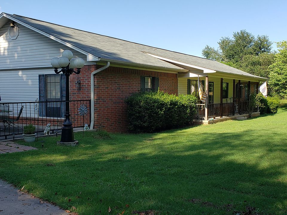 1st image of 894 Sparksford Dr