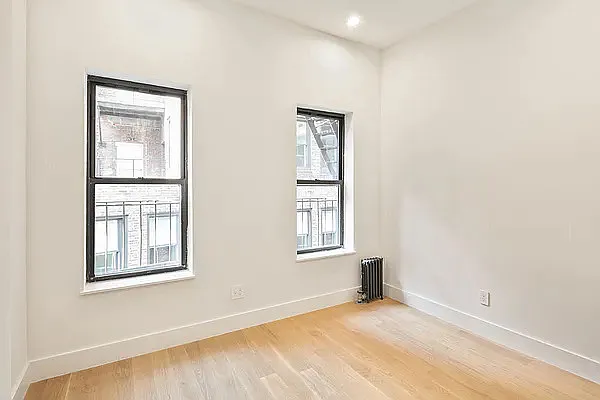 244 E 46th St #3C — Photo 3