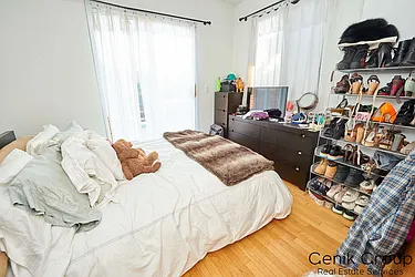 Rented by Genik Group Corp