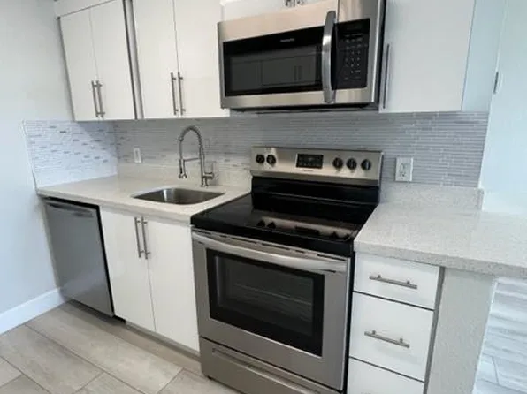 401 69th St APT 1002, Miami Beach, FL 33141