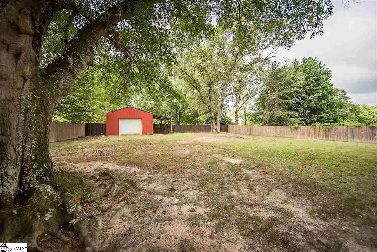 10 Greenfield Ct — Photo 4