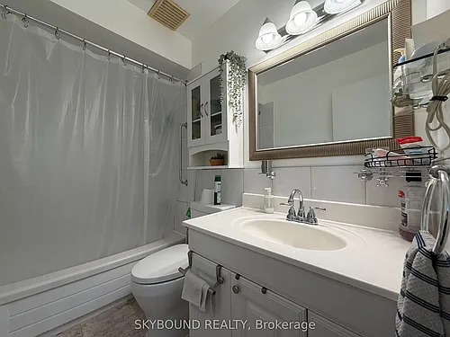 71 Cass Ave #19 Photo 1