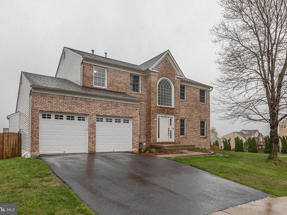 1st image of 2 Cromwell Ct