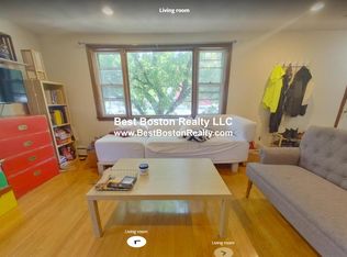 24 Saville St #A, Cambridge, MA 02138