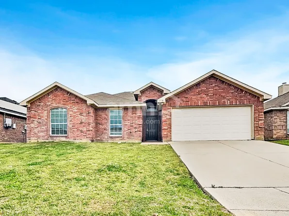 1708 Griffin Ln, Mansfield, TX 76063