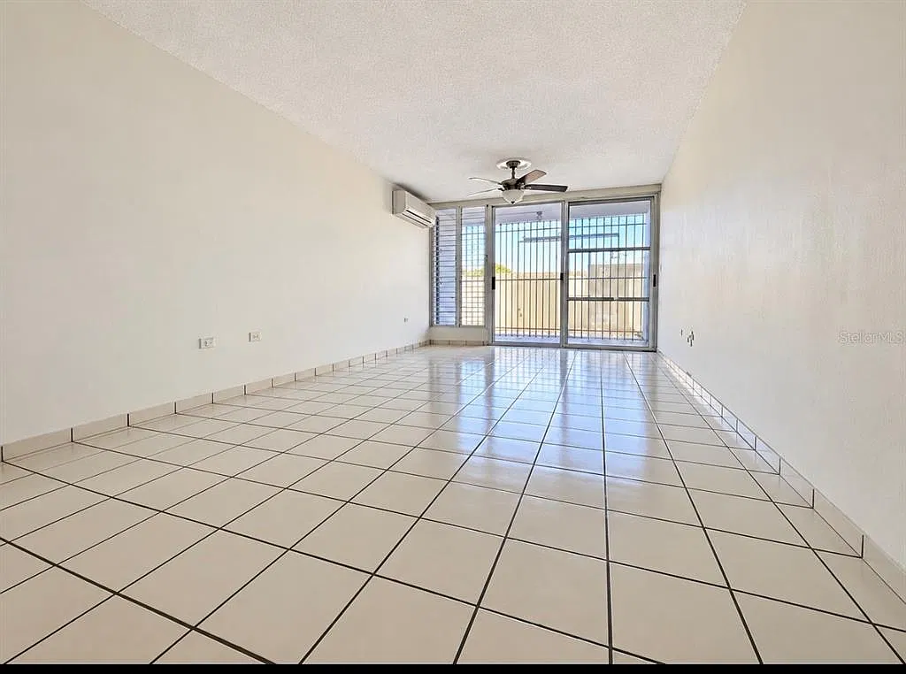 3 bed, 2.0 bath, 1150 sqft, $1,375 — Photo 3