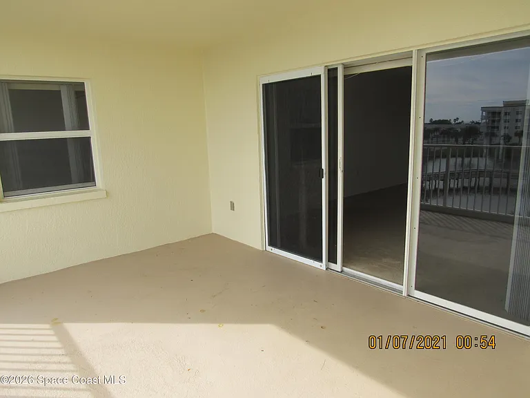 8931 Lake Dr #C405 — Photo 18