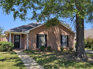 1616 Queen Elizabeth Ct, Montgomery, AL 36117