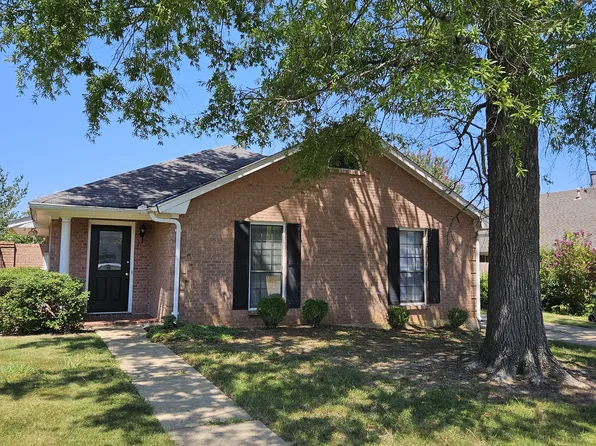 1616 Queen Elizabeth Ct, Montgomery, AL 36117