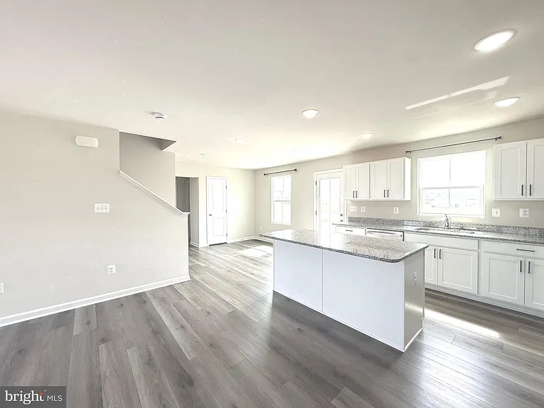 365 Otero Ln — Photo 7