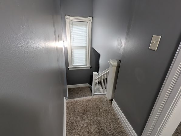 1268 SW Western Ave #2B