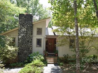 1333 Shadowfax Wynd, Hickory, NC 28602
