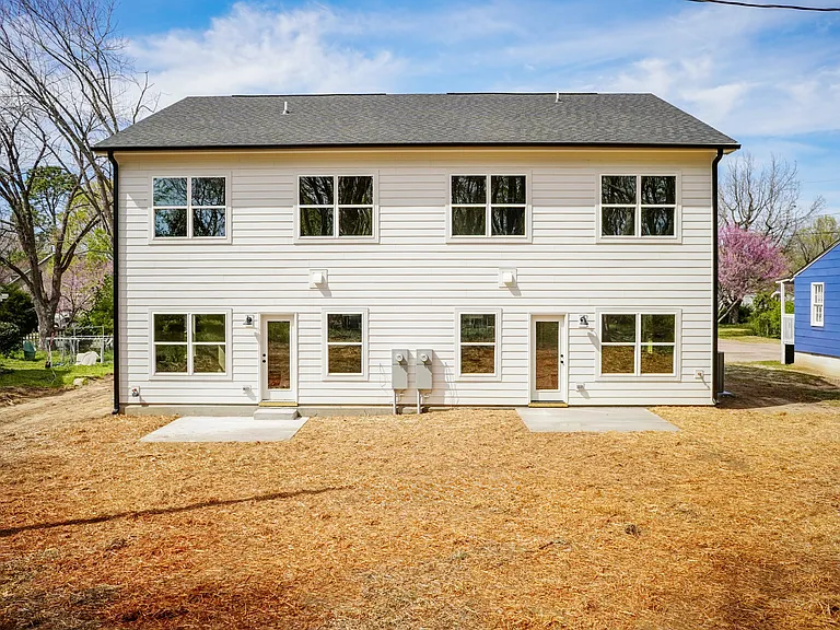 816 N Taylor St — Photo 36