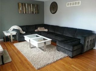 601 SW Lea Dr, Lees Summit, MO 64081