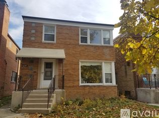 6247 N Ridgeway Ave, Chicago, IL 60659
