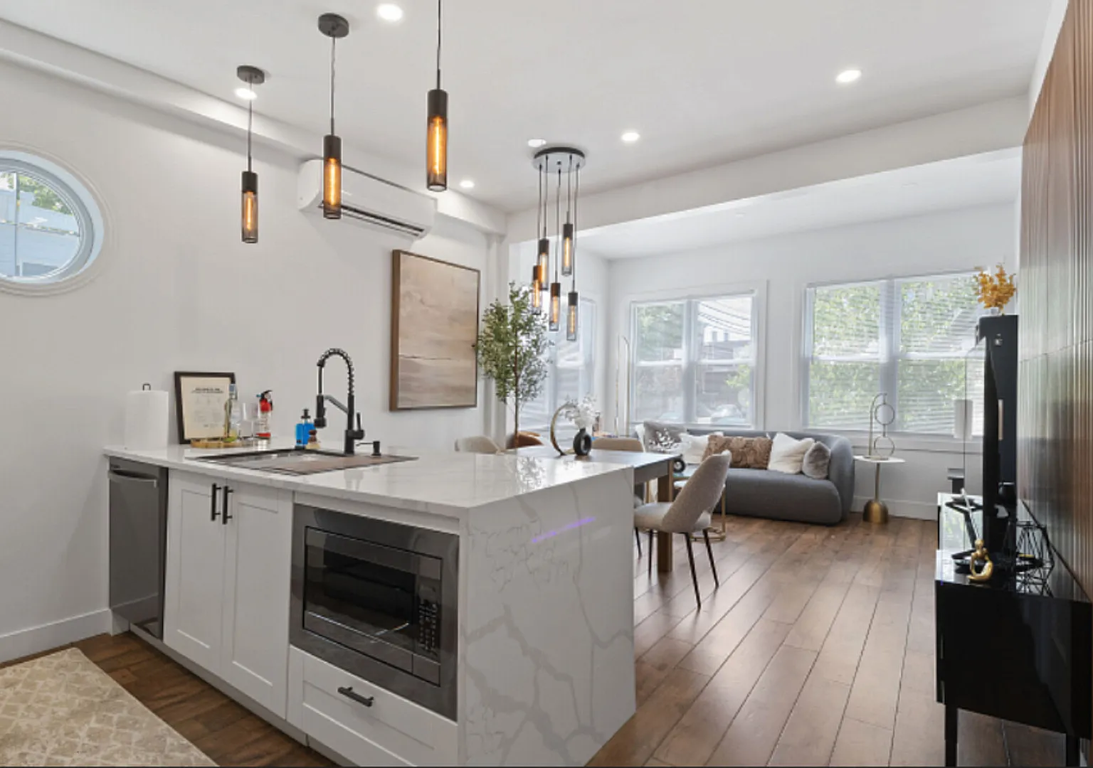 Welcome to The 3 BD 2 BA Atlantic Experience... — Photo 2