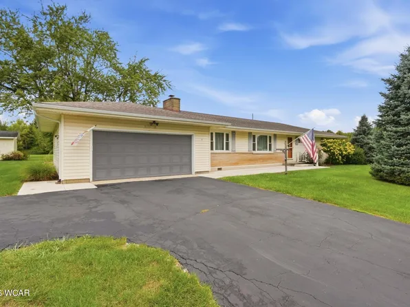 1930 Fairlane Dr, Lima, OH 45806