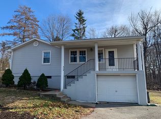 96 Kings Ferry Rd APT C, Montrose, NY 10548