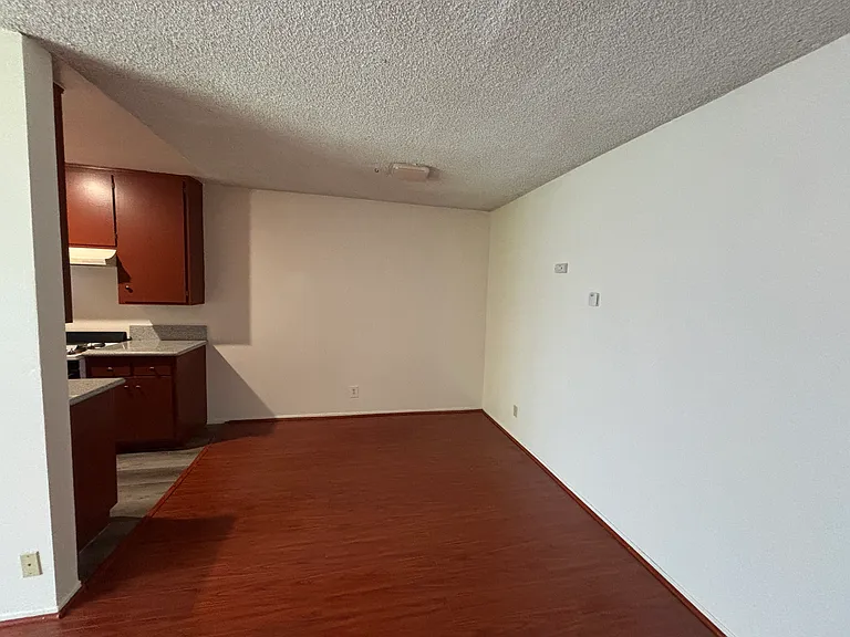 5213 Meridian St — Photo 8